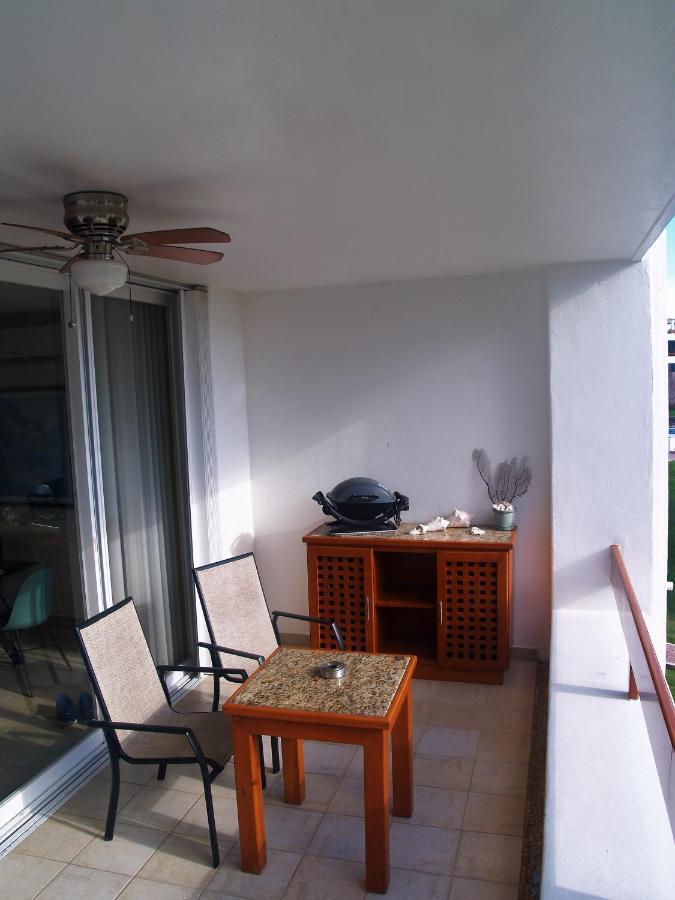 Beachfront Apartment Your Home In Cozumel Kültér fotó